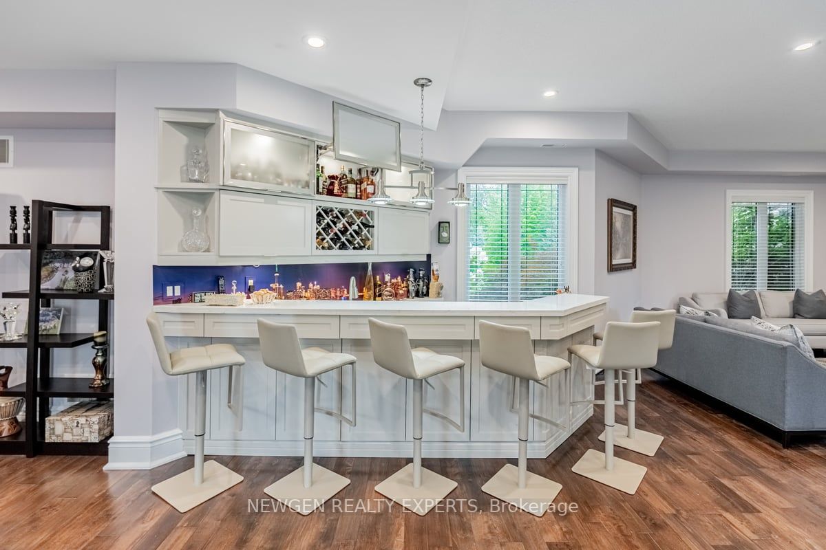 15 Abbitt Cres