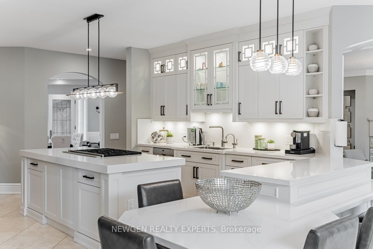 15 Abbitt Cres