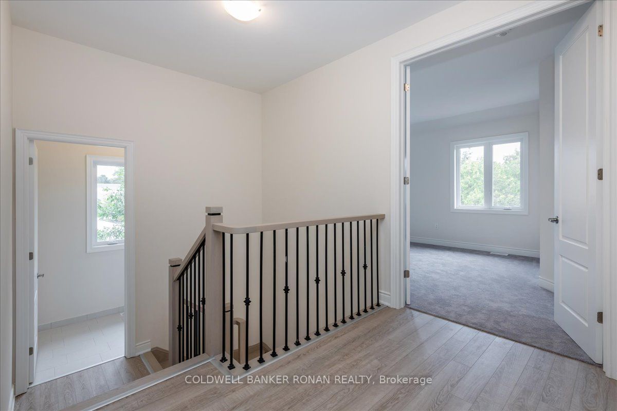 457 Warminster Dr
