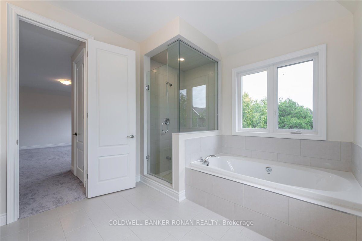 457 Warminster Dr