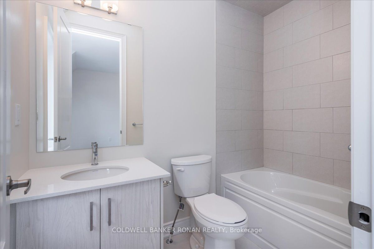 457 Warminster Dr