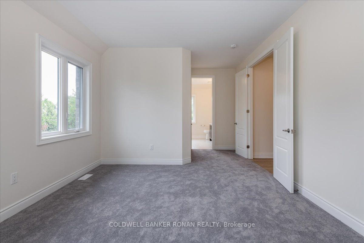 457 Warminster Dr