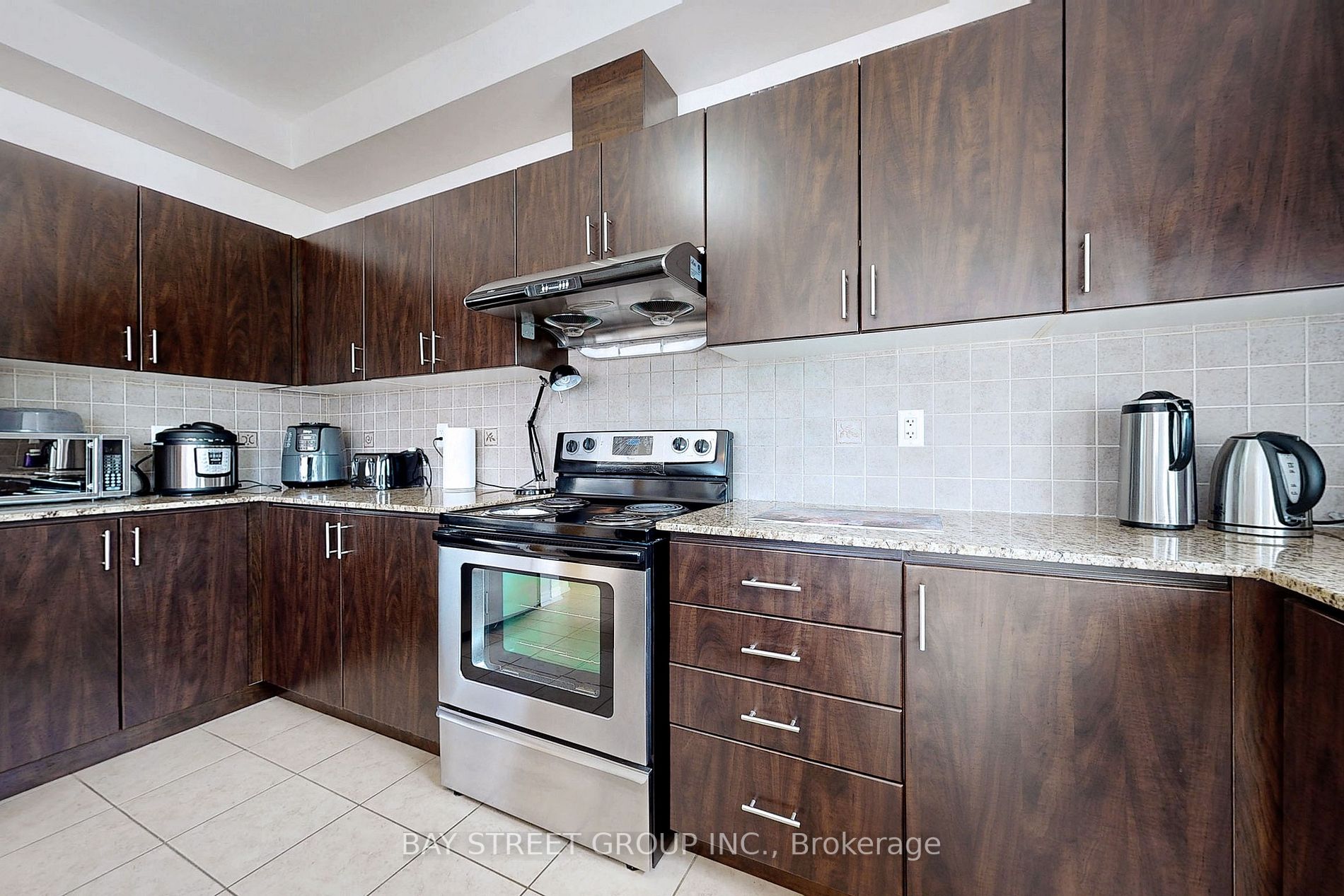 2598 Glengarry Rd, #23