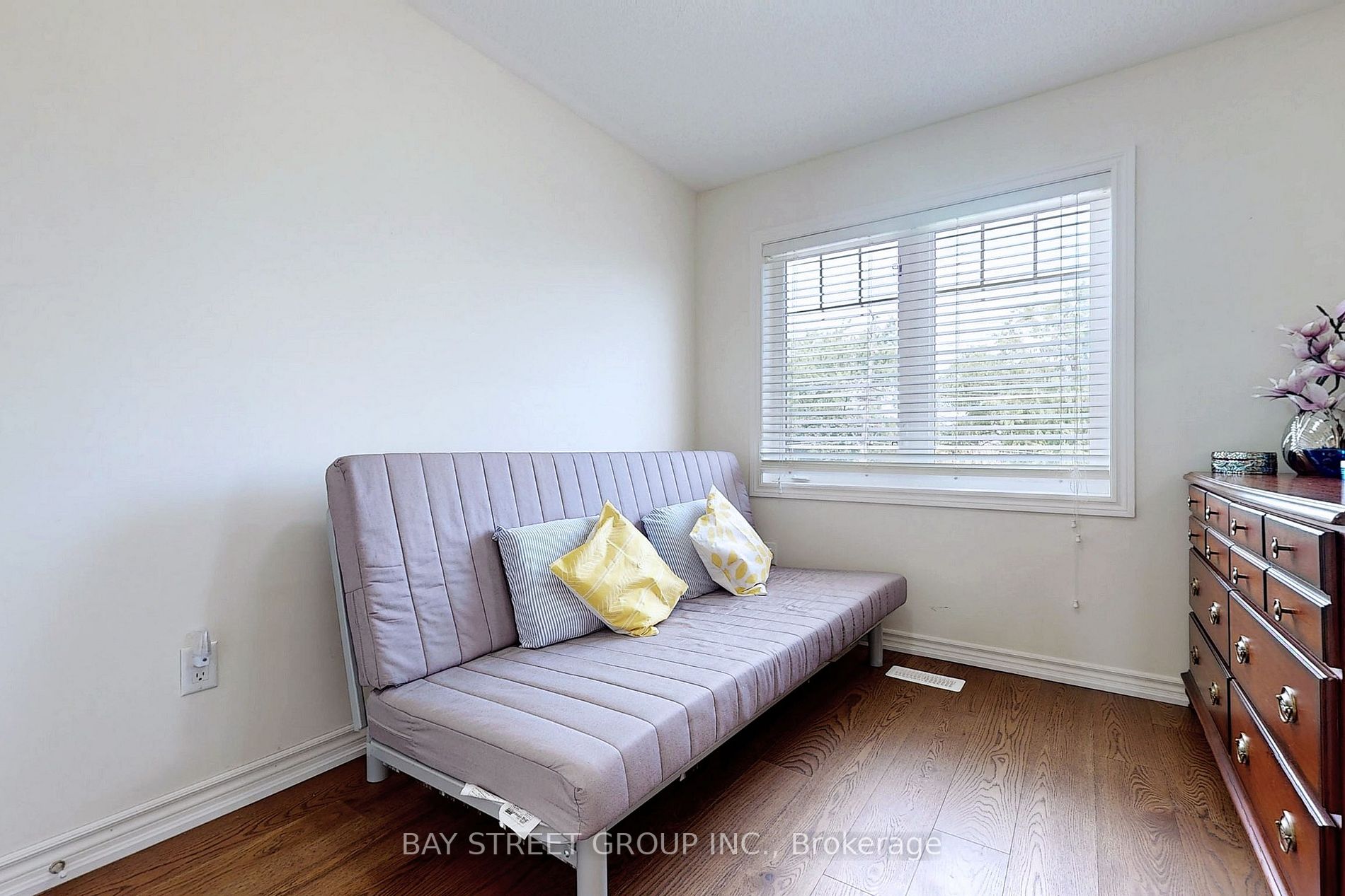 2598 Glengarry Rd, #23