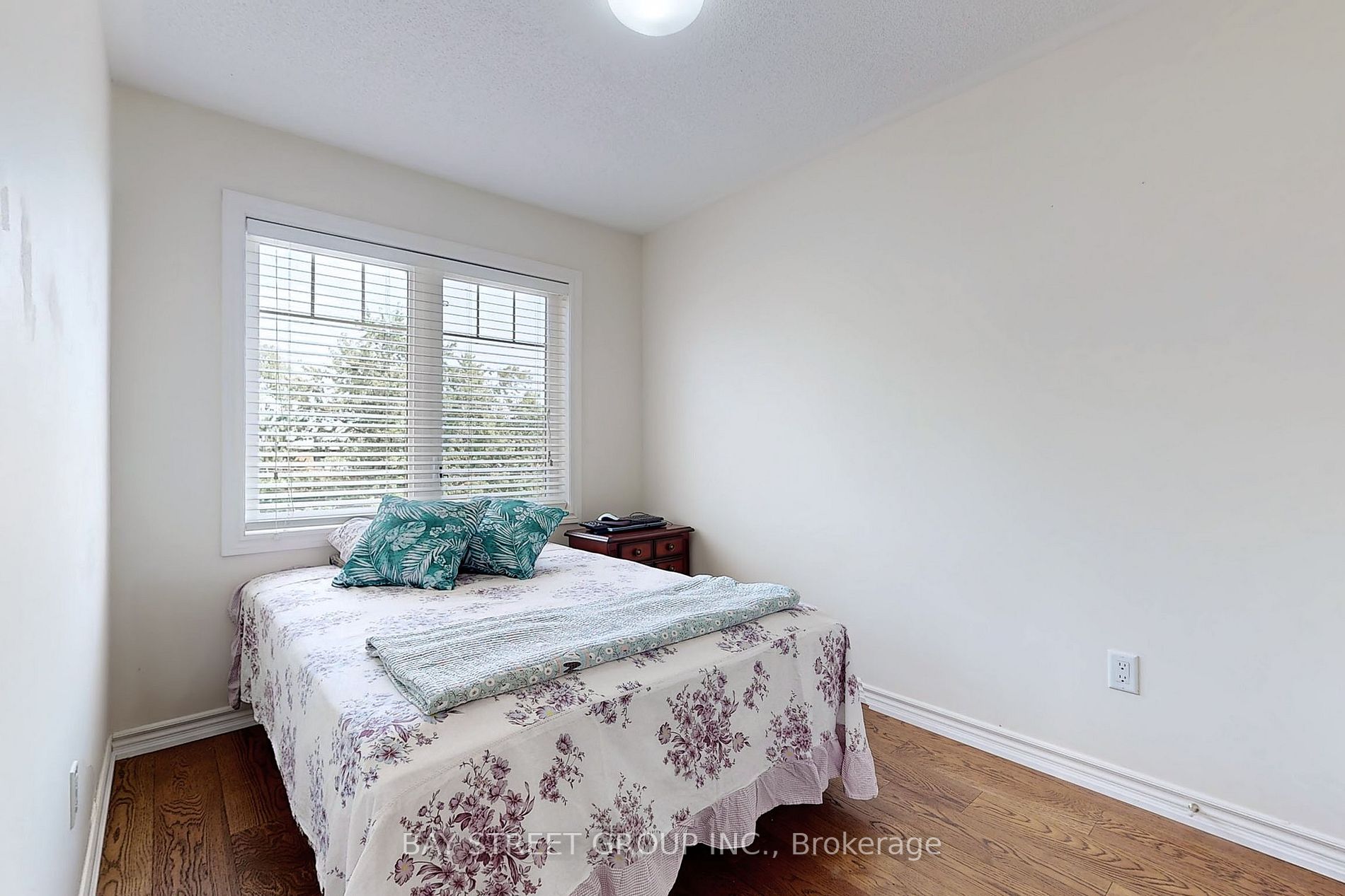 2598 Glengarry Rd, #23