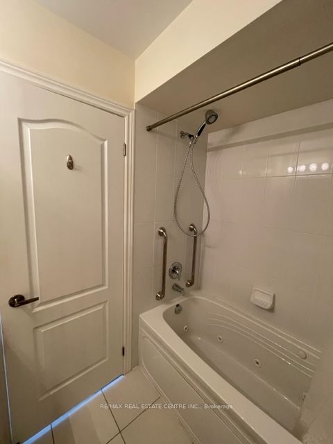 10 Lacorra Way, #5