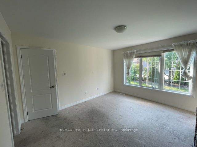 10 Lacorra Way, #5