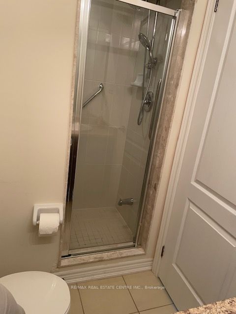 10 Lacorra Way, #5