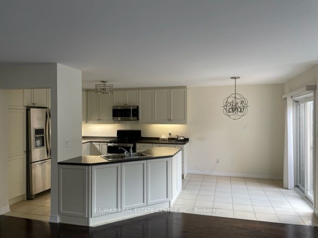 10 Lacorra Way, #5