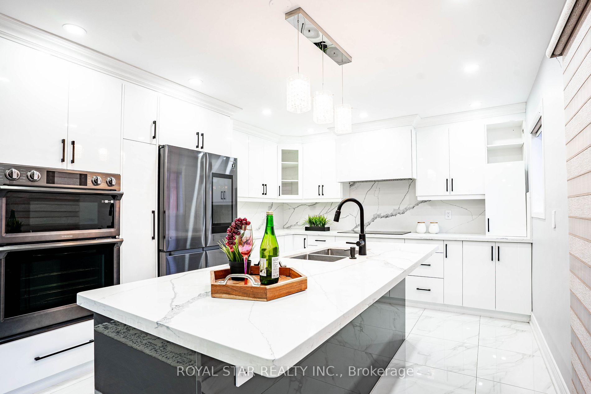 20 Junction Cres
