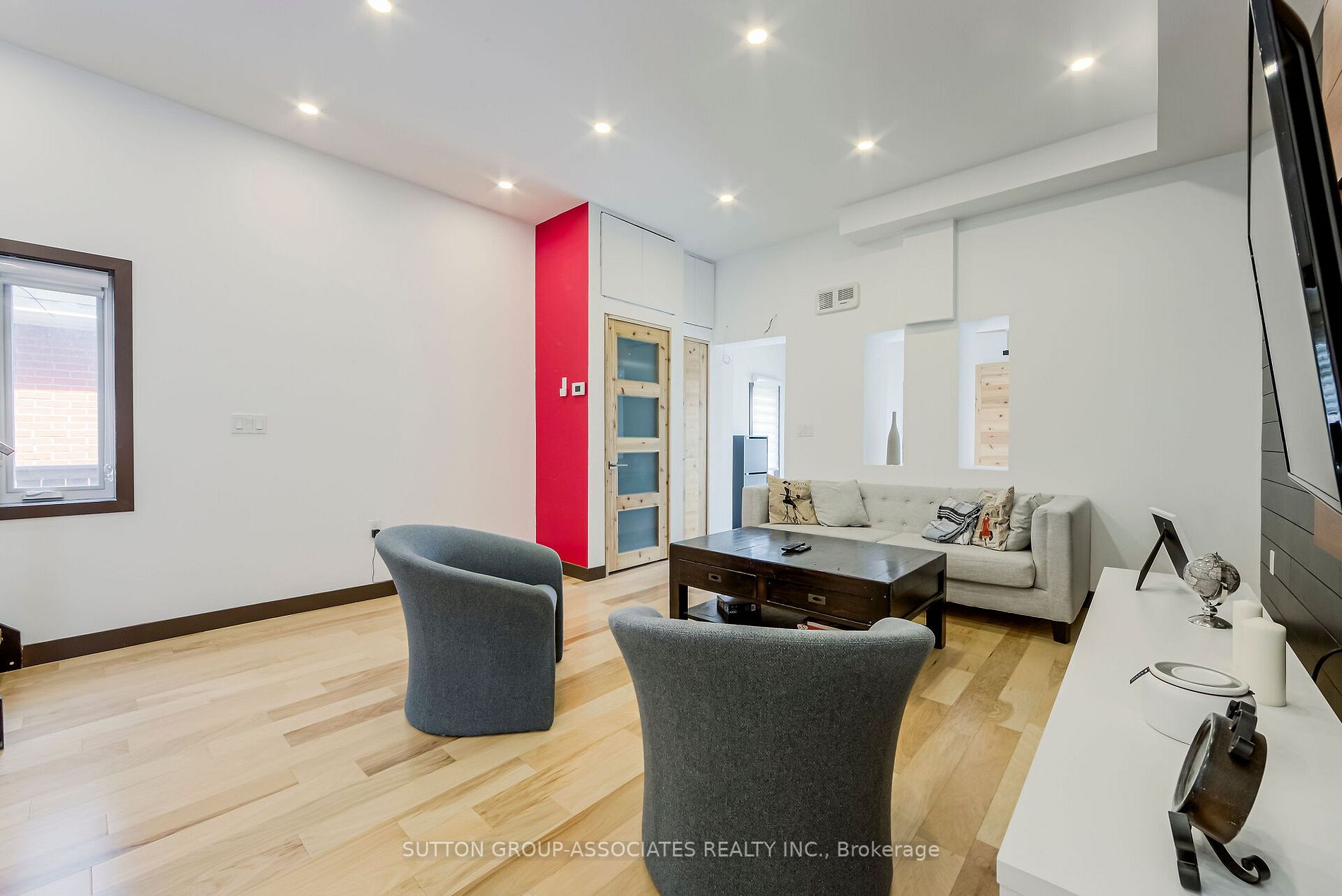 48 Greendale Ave