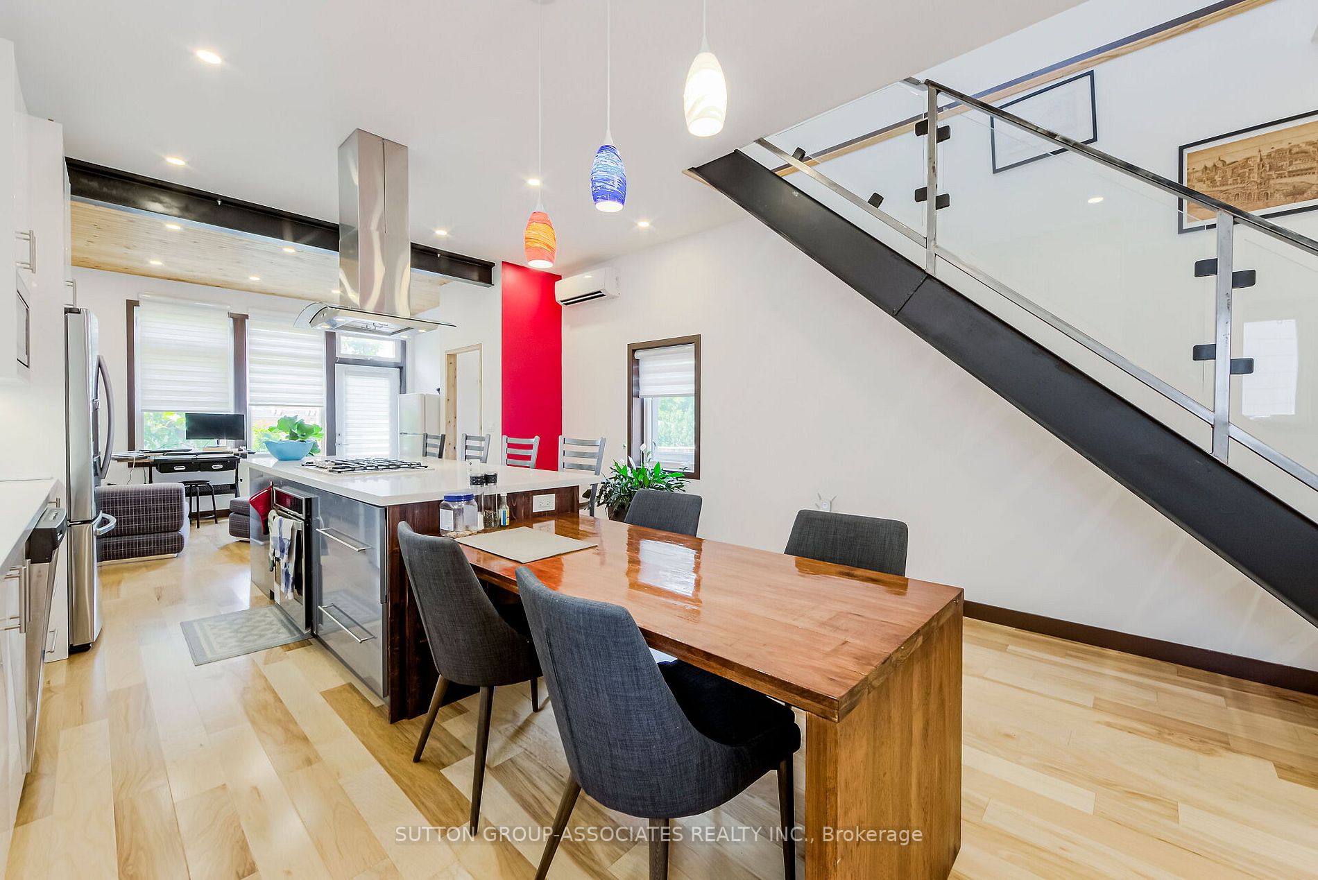 48 Greendale Ave
