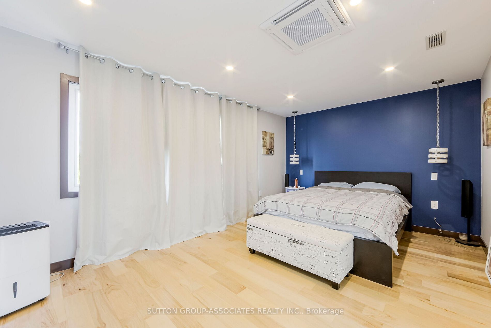 48 Greendale Ave