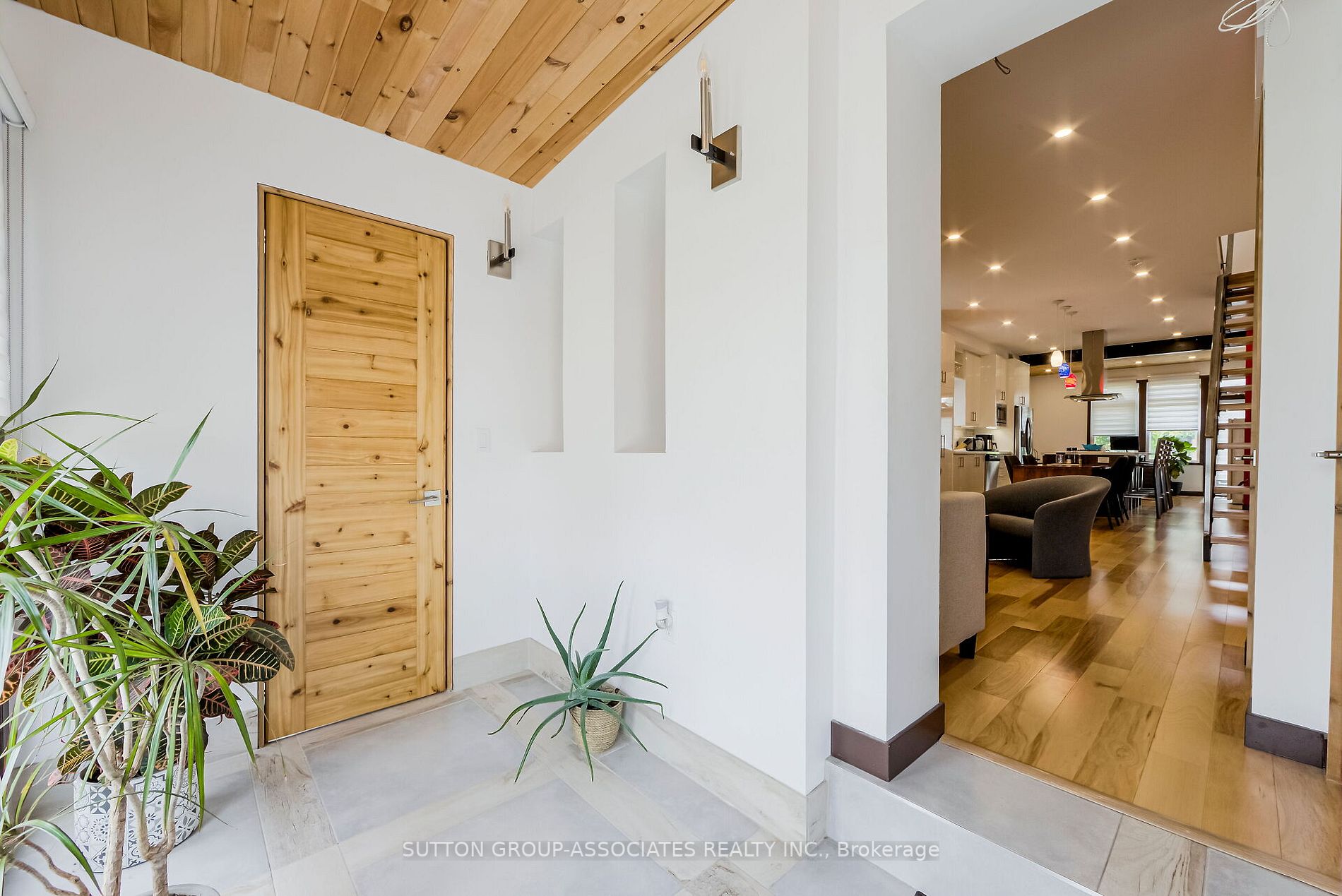 48 Greendale Ave