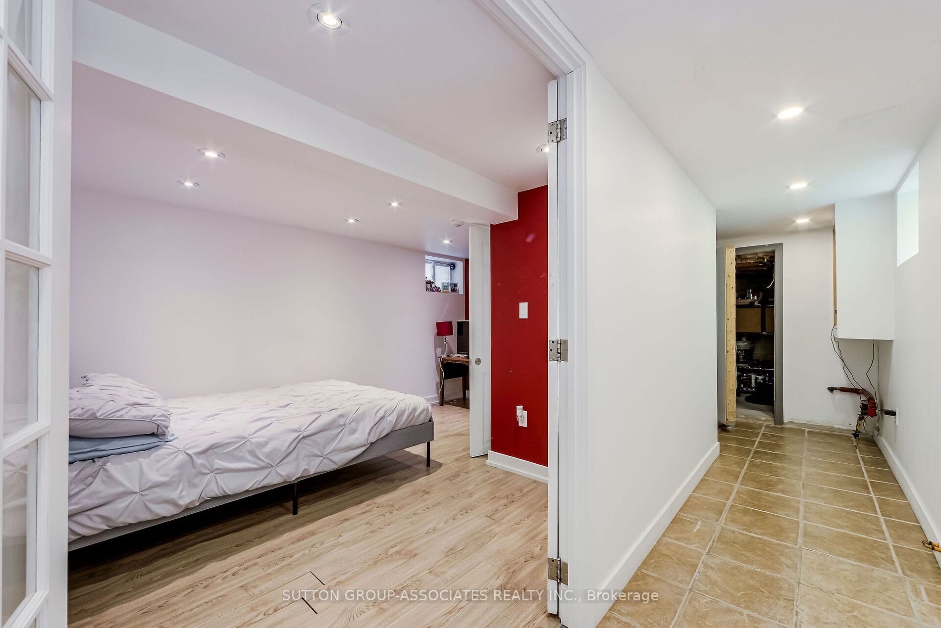 48 Greendale Ave