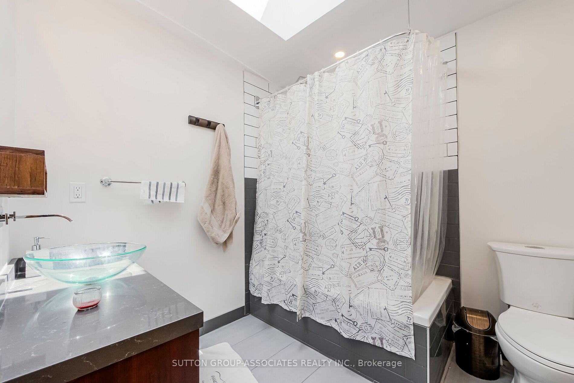 48 Greendale Ave
