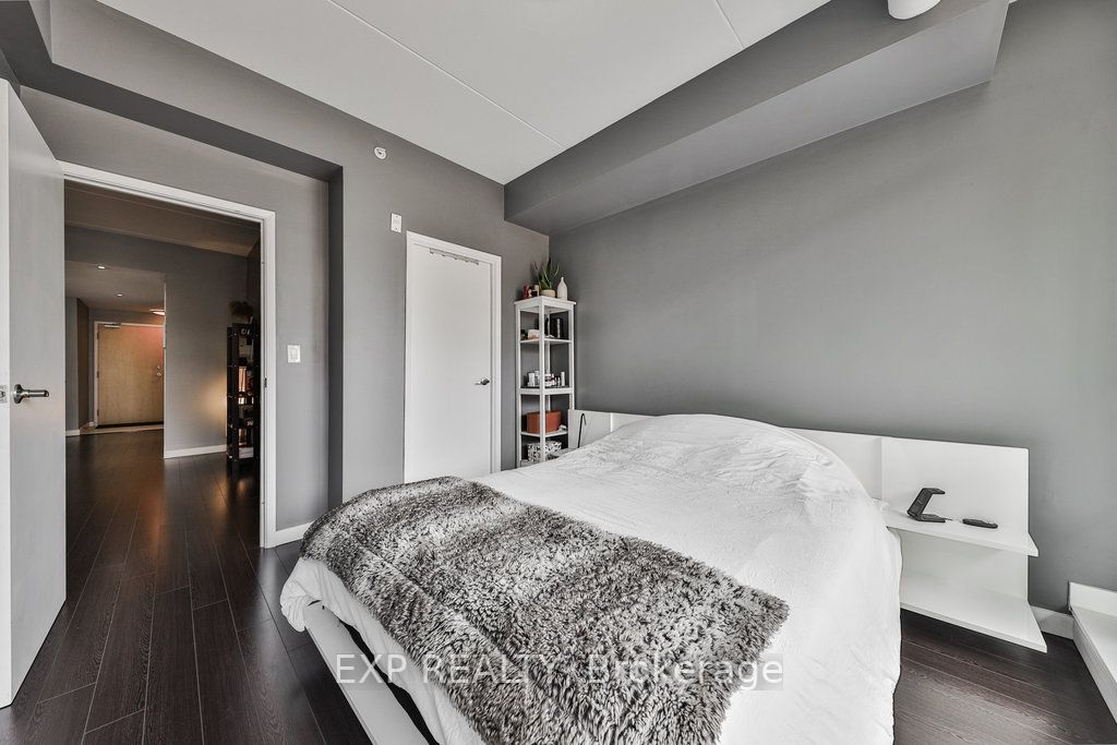 588 Annette Street, #205