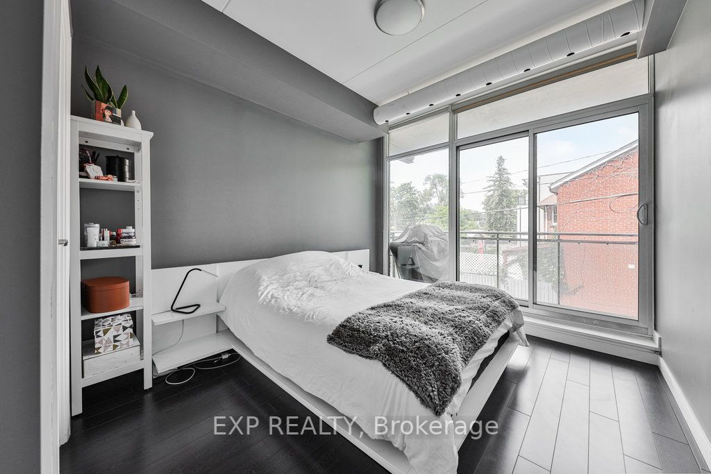 588 Annette Street, #205