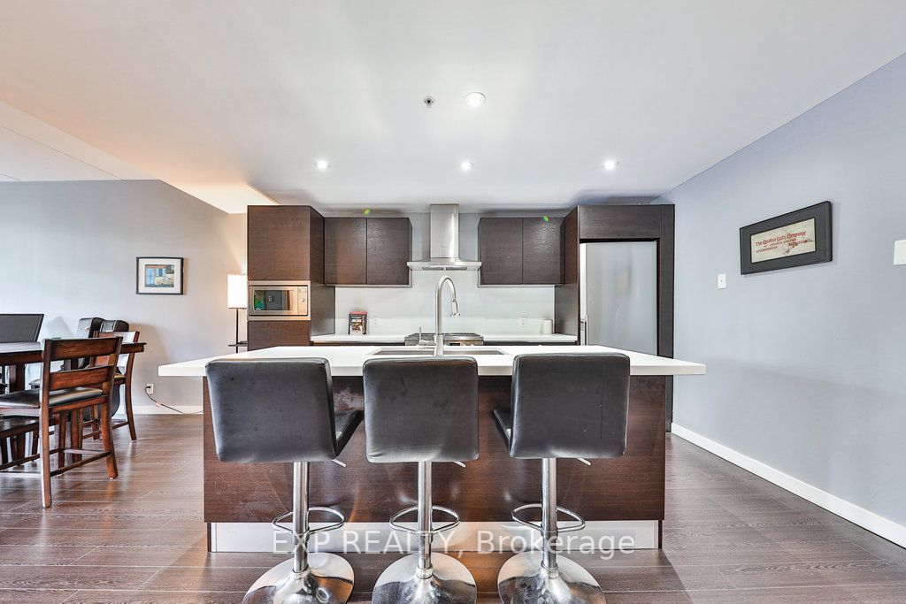 588 Annette Street, #205