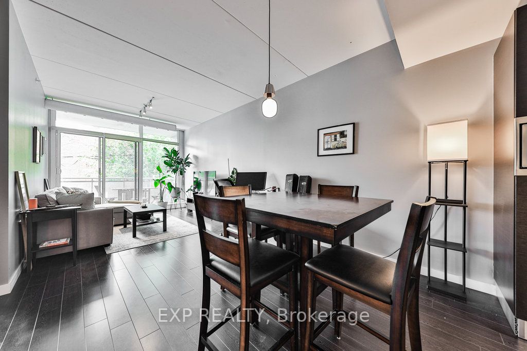588 Annette Street, #205