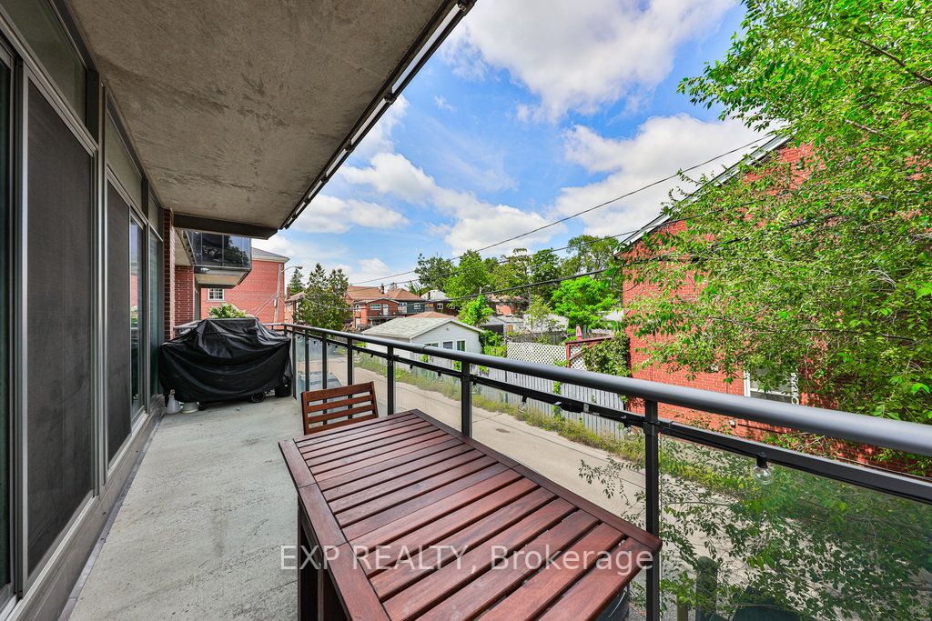588 Annette Street, #205