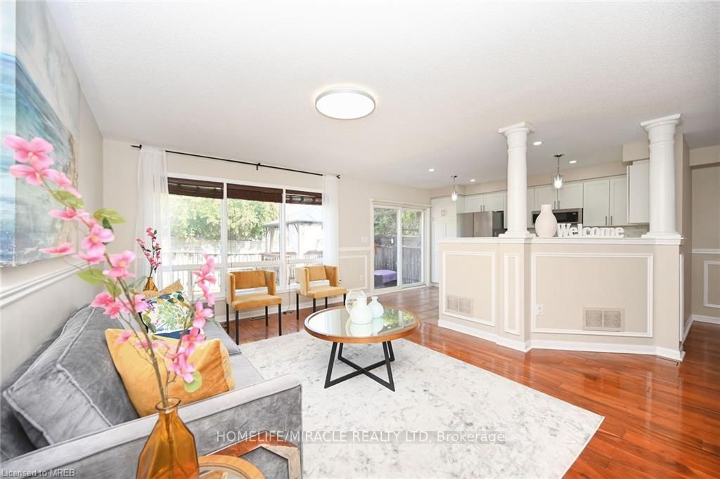 Listing W6751412 - Large Photo # 1