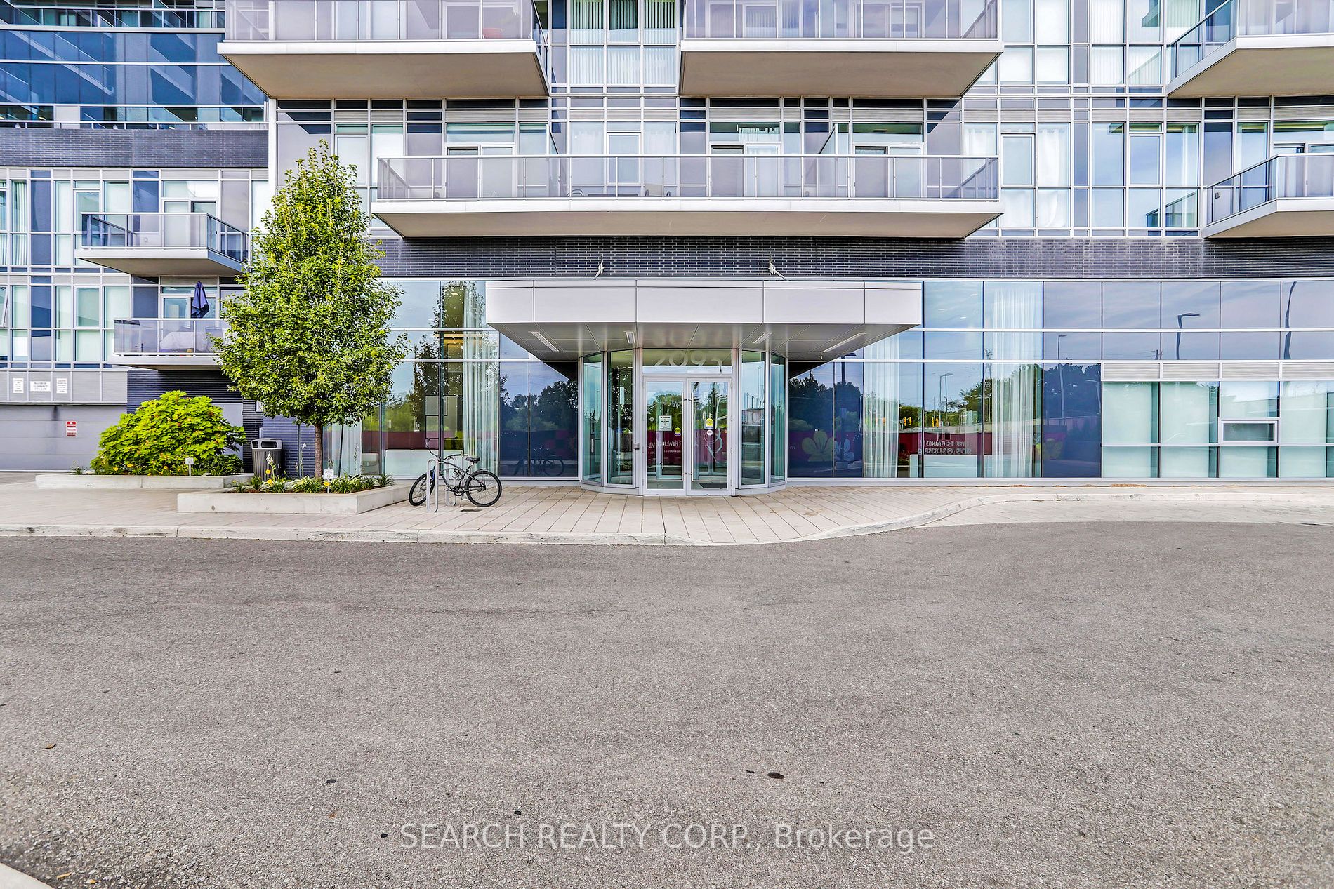 2093 Fairview St, #404