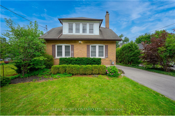 316 North Shore Blvd W, Burlington