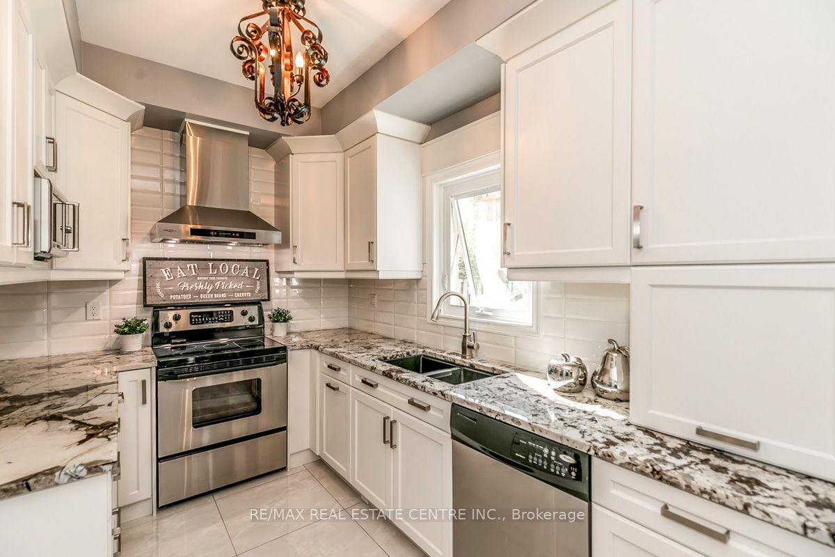 7501 Doverwood Dr