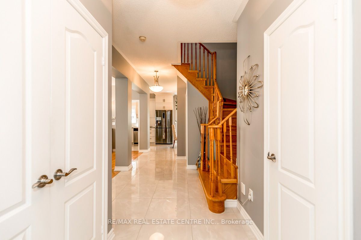 7501 Doverwood Dr