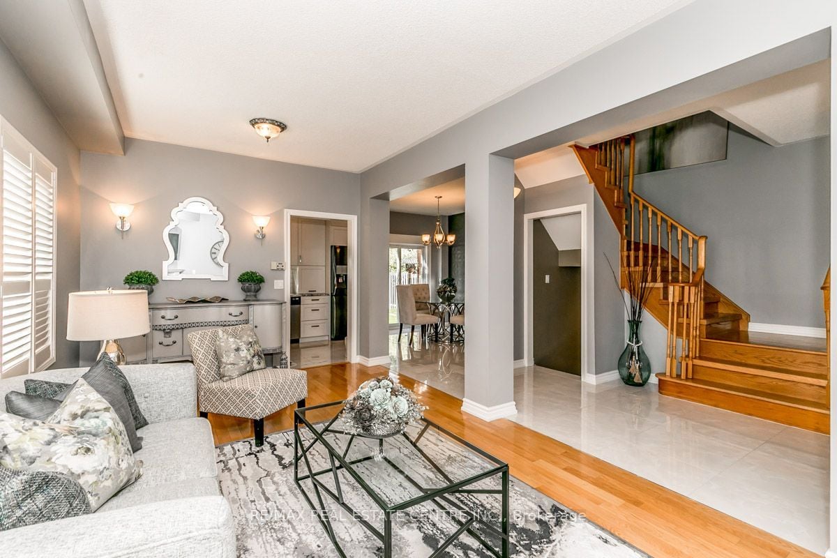 7501 Doverwood Dr