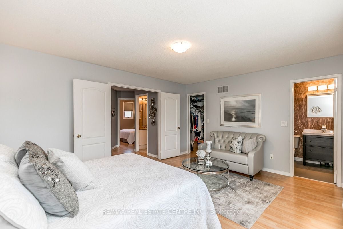 7501 Doverwood Dr