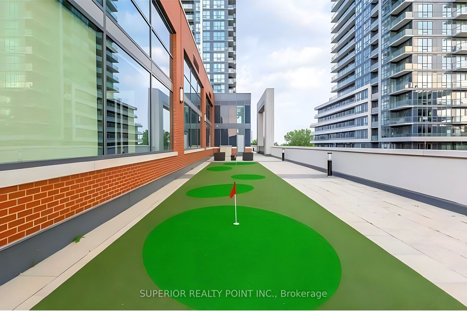 2212 Lakeshore Blvd W, #Lph03