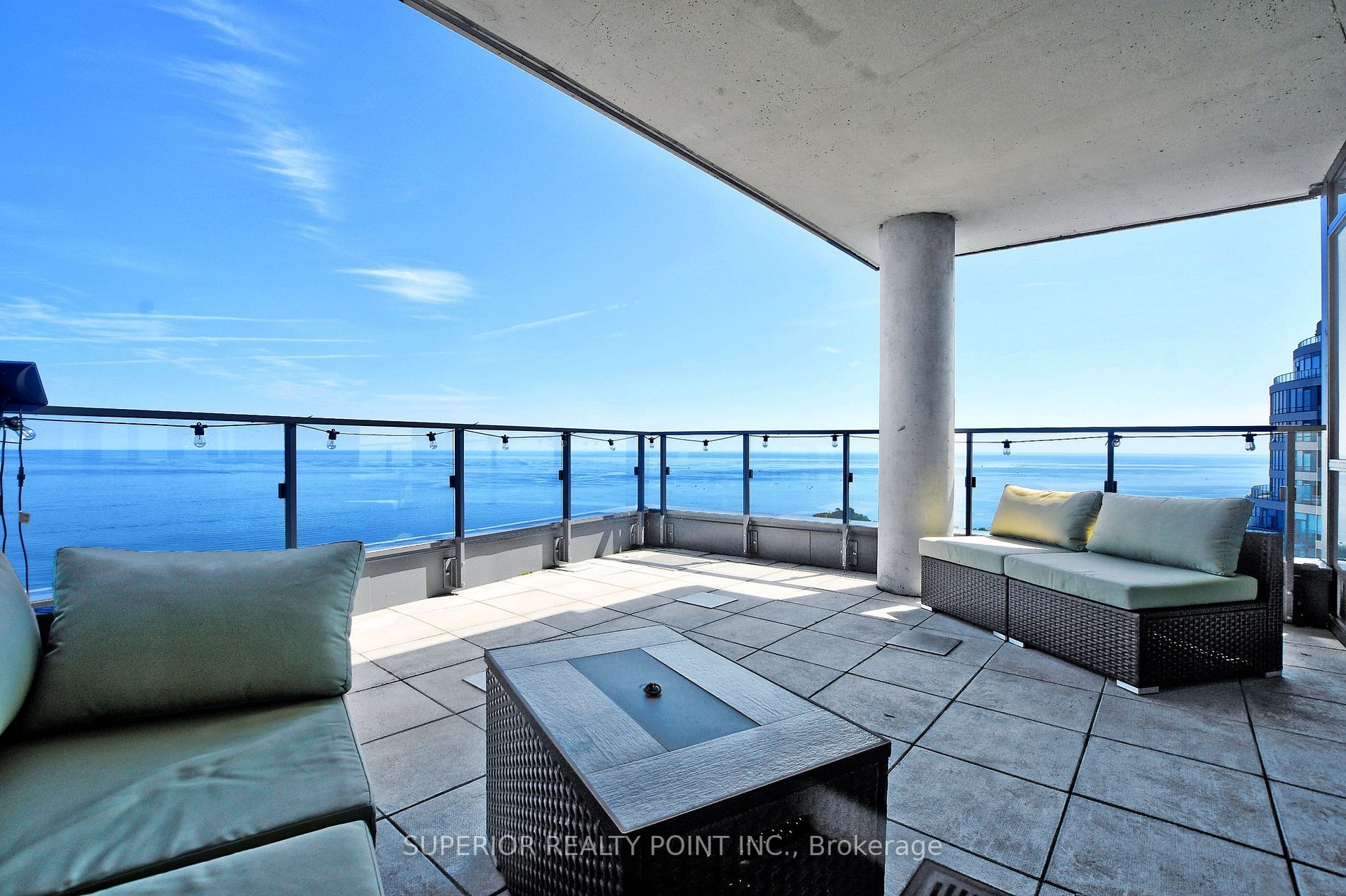 2212 Lakeshore Blvd W, #Lph03