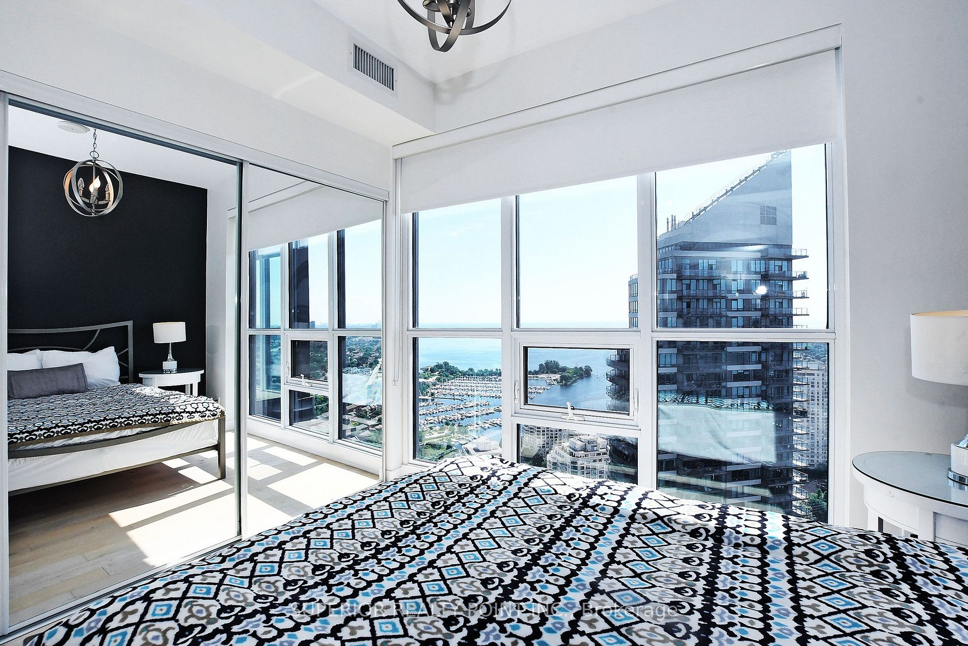 2212 Lakeshore Blvd W, #Lph03