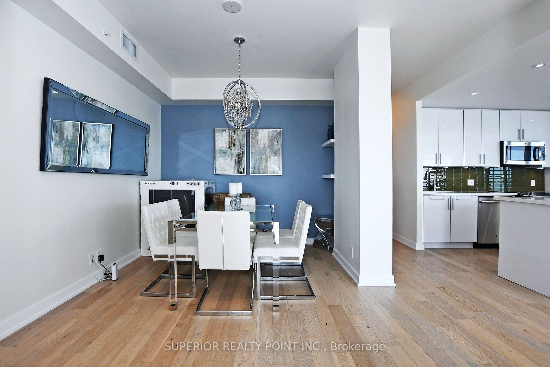 2212 Lakeshore Blvd W, #Lph03