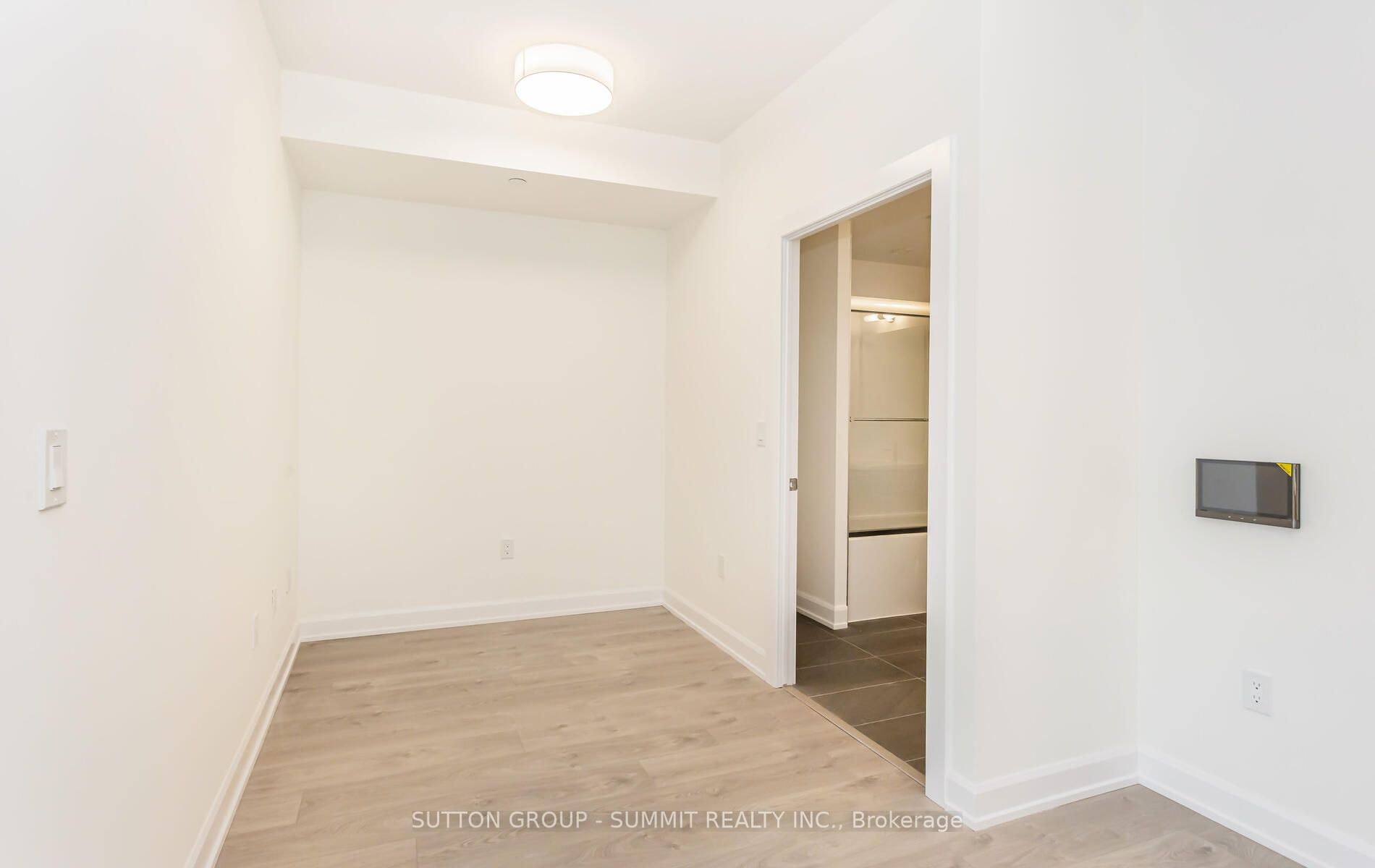 3200 William Coltson Avenue, #414