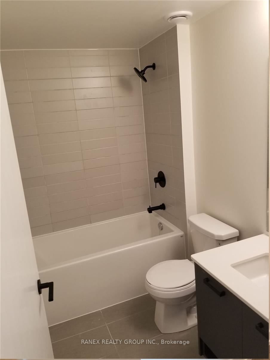 2300 St.Clair Ave W, #708