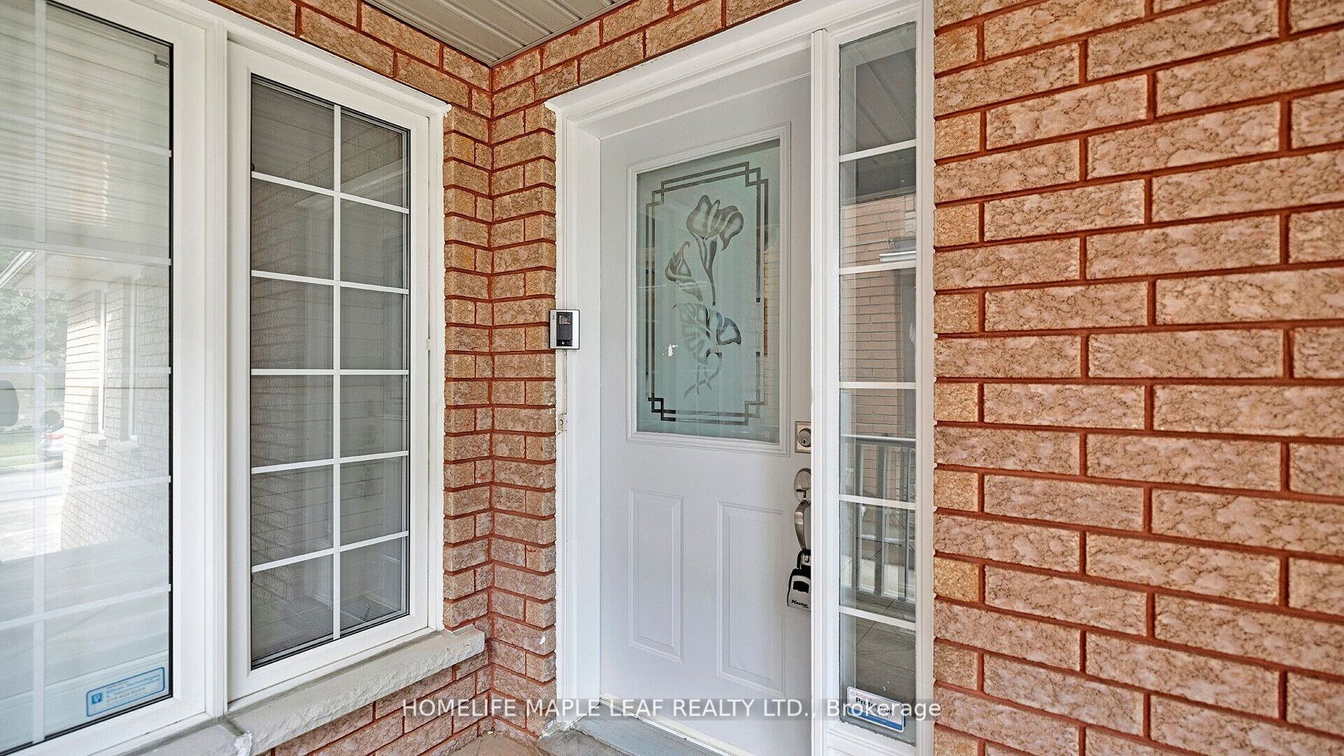 6 Oatfield Road