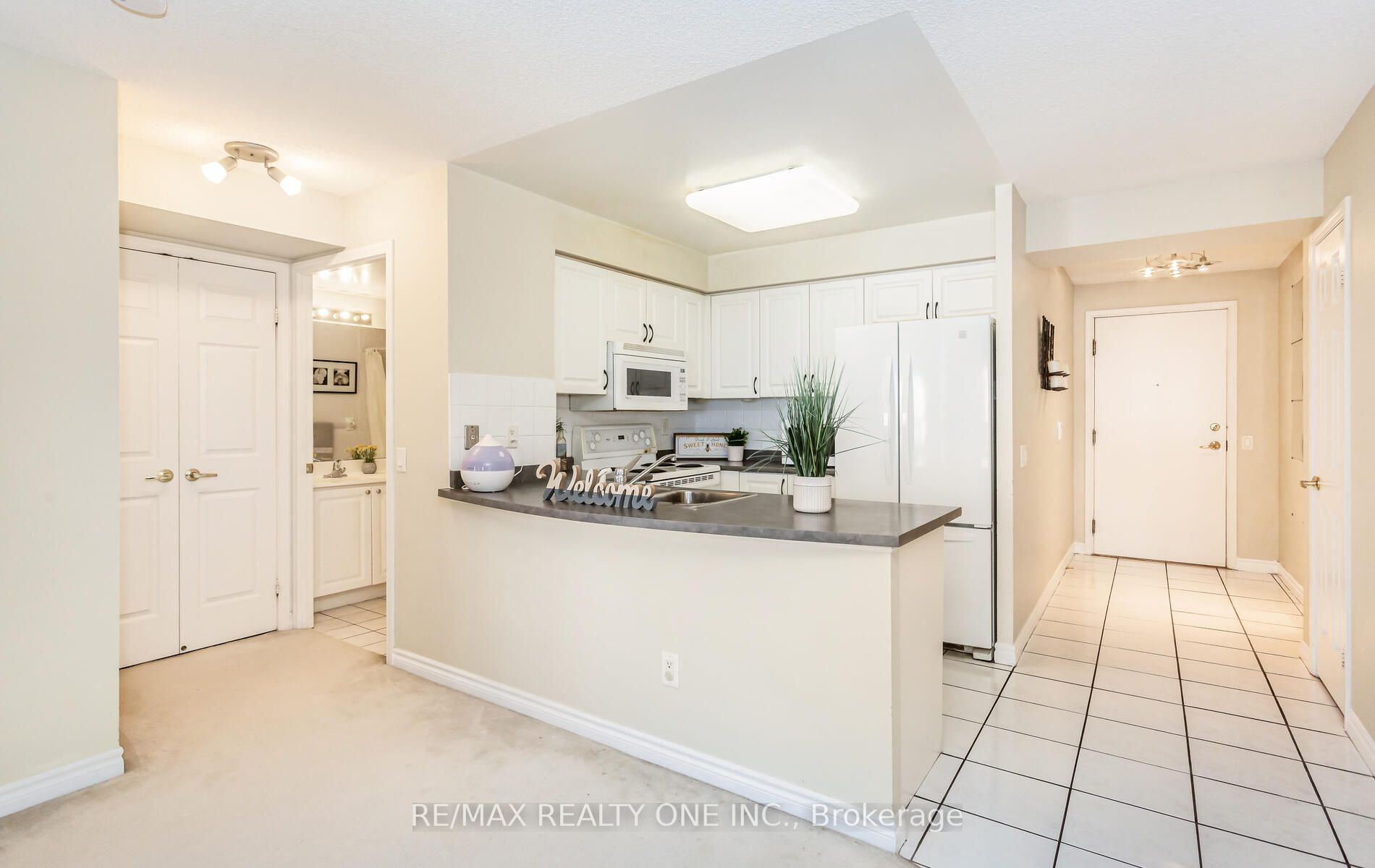 25 Kingsbridge Garden Circ, #2121