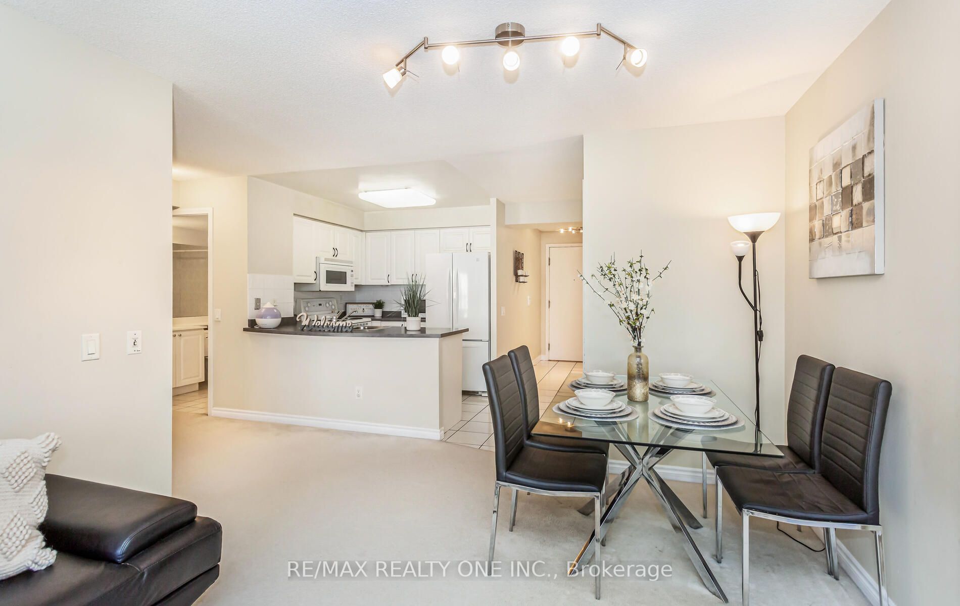 25 Kingsbridge Garden Circ, #2121