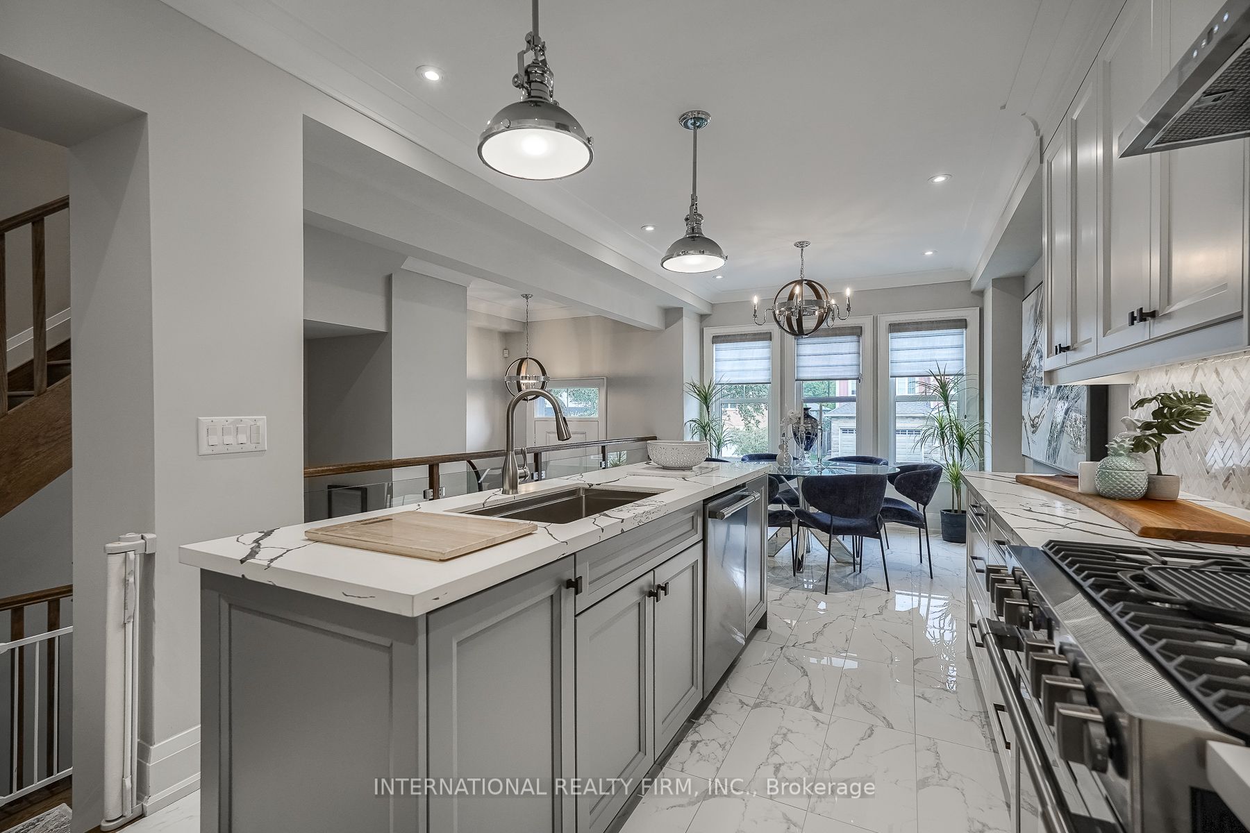 6B Shamrock Avenue