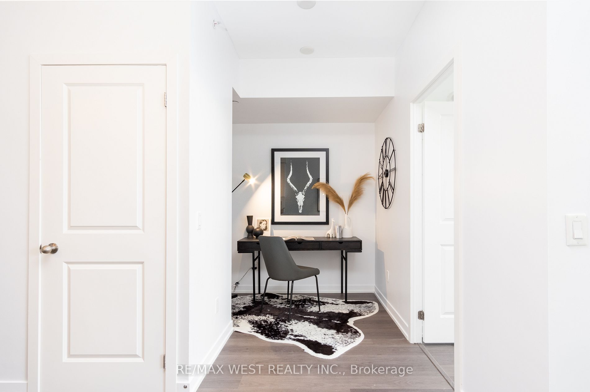 8 Fieldway Rd, #516