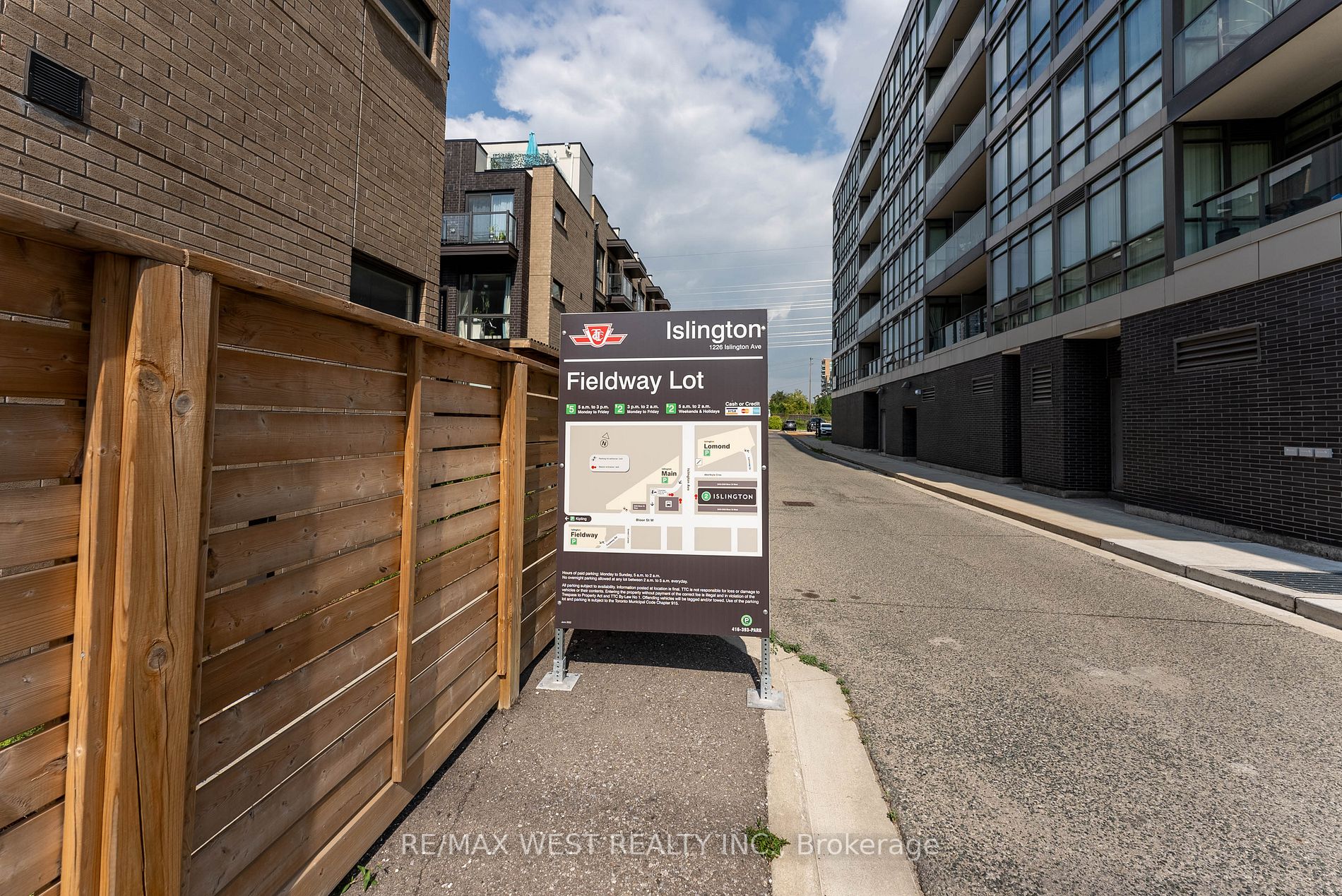 8 Fieldway Rd, #516