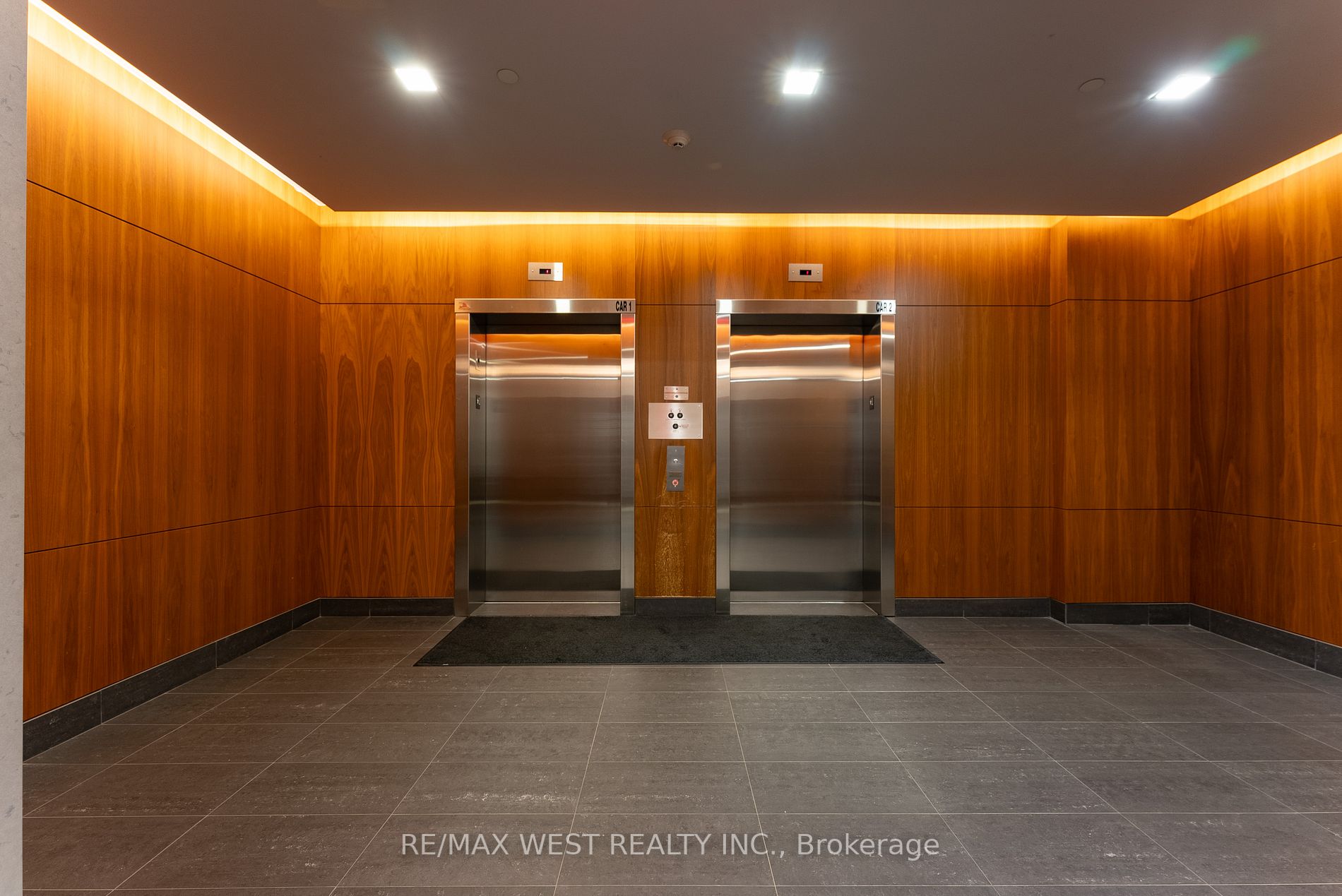8 Fieldway Rd, #516