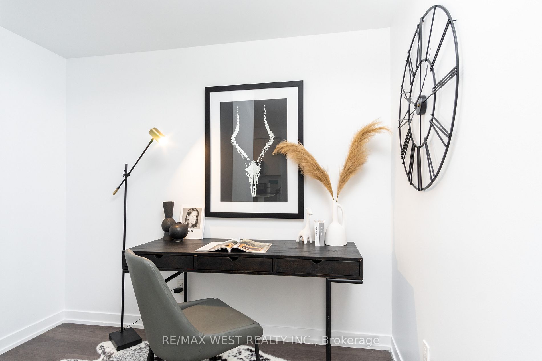 8 Fieldway Rd, #516