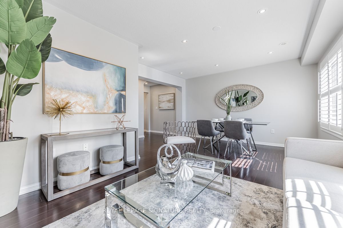 30 Lathbury St
