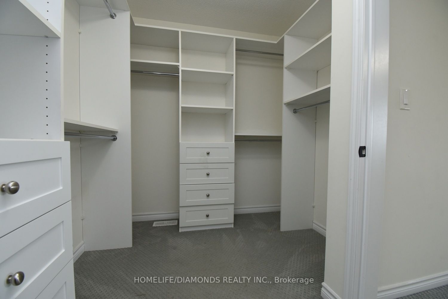 Listing W6753412 - Large Photo # 25