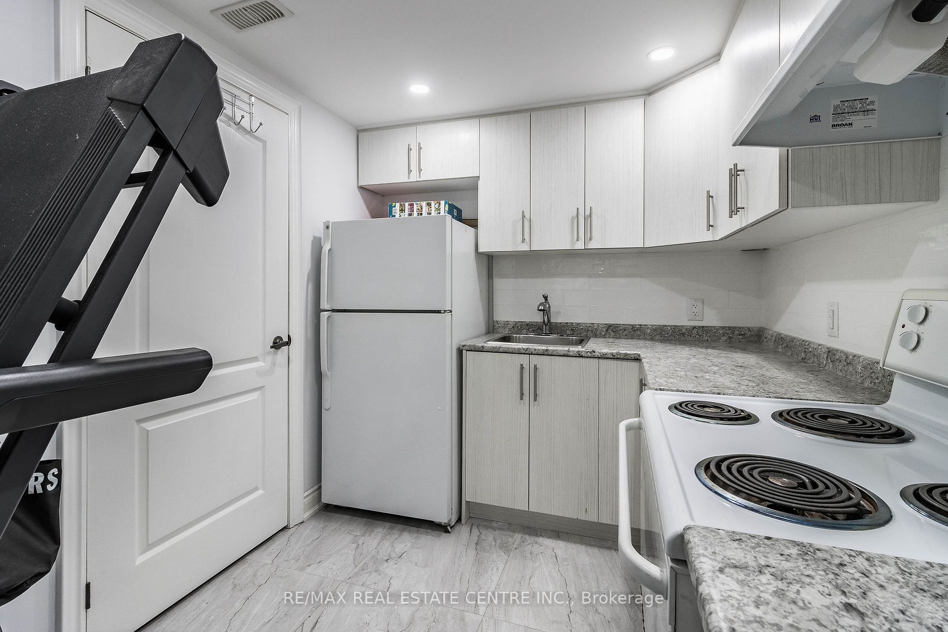 119 Madoc Dr