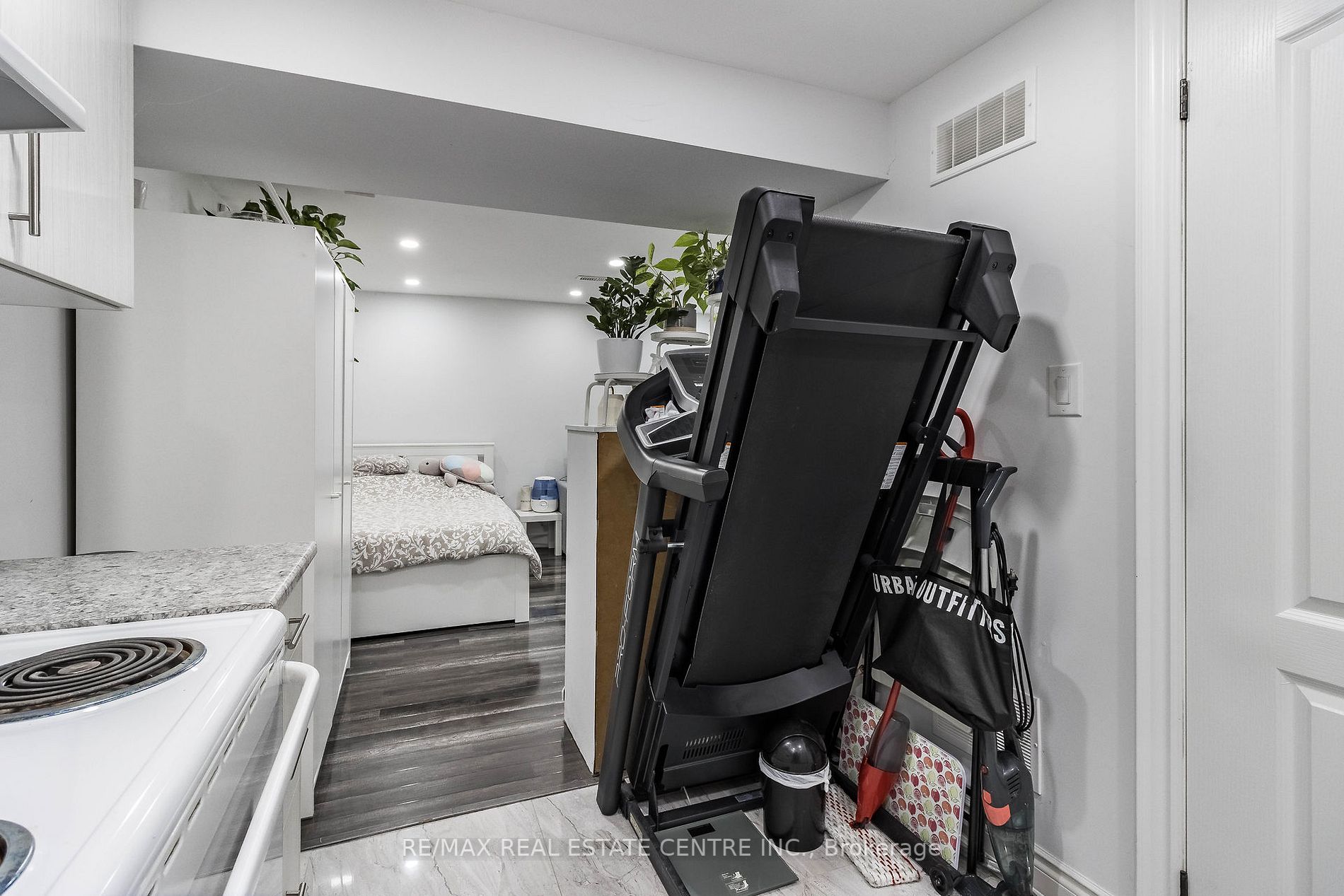 119 Madoc Dr